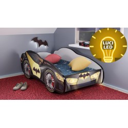 Letto a forma di macchina batman