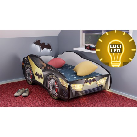 Letto a forma di macchina batman