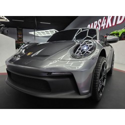 Auto elettrica per bambini...